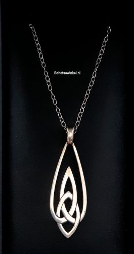 Hanging, Ortak Silver, Orkney, Knot, 4 cm CP25 Amy